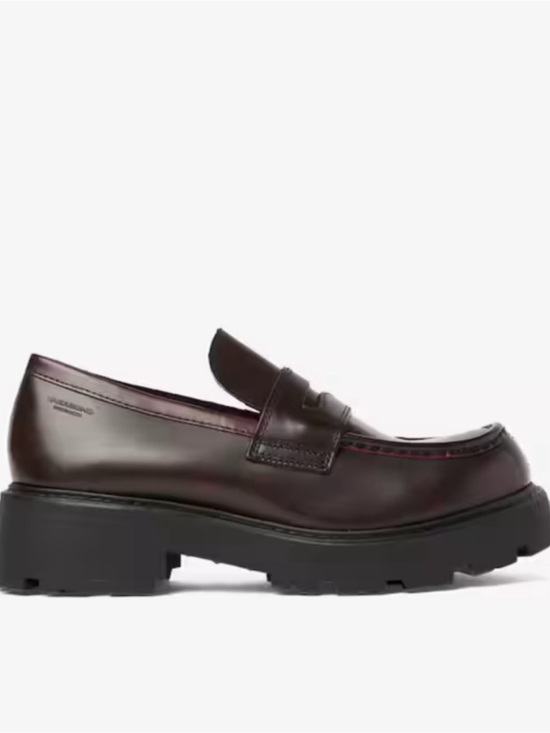 Vagabond Shoes - Vagabond Cosmo Dark Brandy Loafers
Size 8